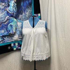 Chic White Lace Women's Blouse